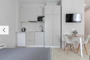 Oberig, возле вокзала, ул. Голубовича 37/4 17