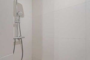 Апарт-отель Old City FORUM Apartments. Люкс трехместный с кроватью размера «king-size» и балконом 10