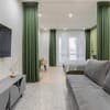 Апарт-отель Old City FORUM Apartments. Люкс трехместный с кроватью размера «king-size» и балконом 1