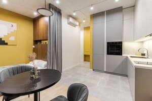 Апарт-отель Old City FORUM Apartments. Студио двухместный с кроватью размера «king-size» и балконом 5