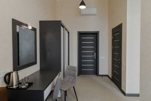 Апарт-отель Opera Passage Hotel & Apartment. Семейный 4-местный Люкс с Видом 402 3