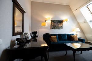 Отель Optima Collection Медиваль Львов. Люкс двухместный  6