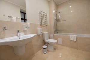 Отель Optima Collection Медиваль Львов. Стандарт двухместный  6