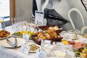 Optima Collection Мурал Львов 7