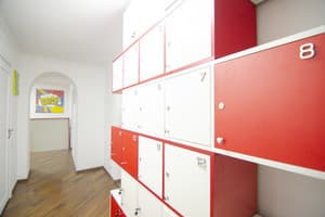 Pop Art Hostel Rynok Square 4