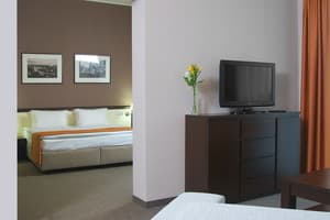 Отель Ramada Lviv. Люкс 7