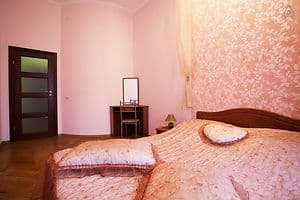 Квартира Ratusha Apartments. Апартаменты  з двумя  спальнями 10