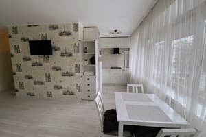 Rent Apartments, Проспект Свободы, 6/8 4