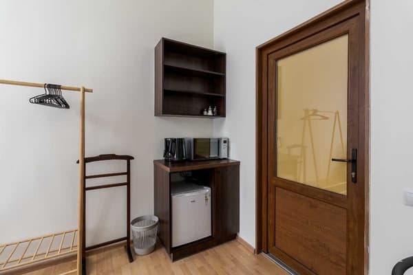 Soborniy Hostel 12