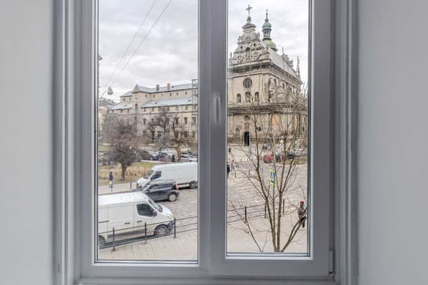Soborniy Hostel 16