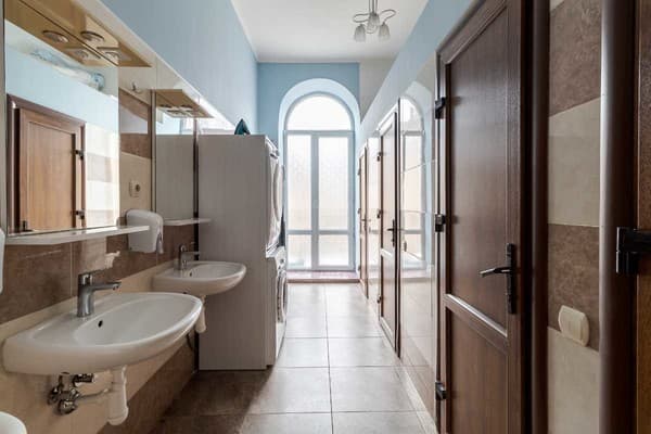 Soborniy Hostel 38