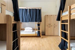 Хостел Soborniy Hostel. Место в общем 6-местном номере  4