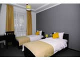 Sunny Hotel 3