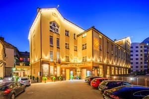 Отель Taurus