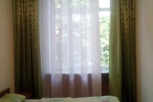 Трехкомнатная ул. Шота Руставели, 20 1