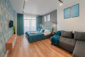 Зелена в новобудові, велика 1