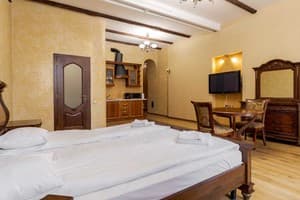 на Площади Рынок, 20 3