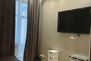 Квартира по ул. Площадь Григоренко 4/16-1. Апартаменты 4-местный  7